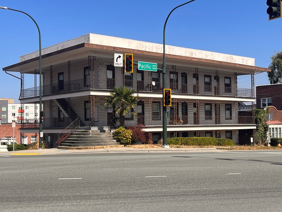 Norton Apts